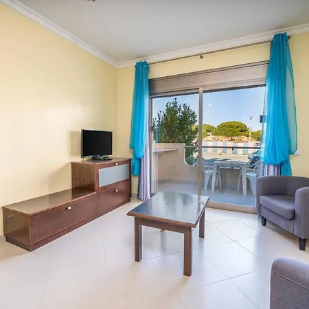 Apartamentos Vista Mar-3